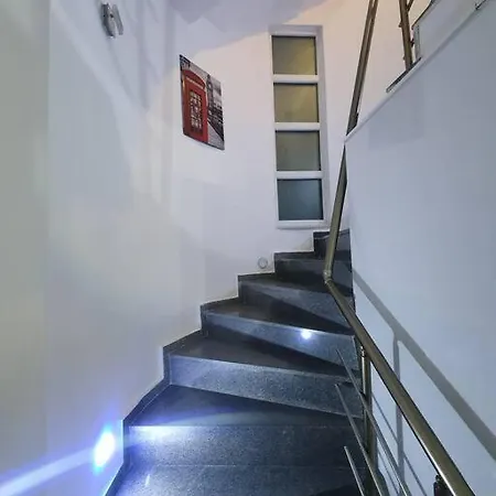 Bayrak Villa *